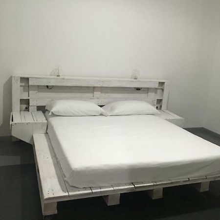 Ateneo Apartments Centro Storico เลชเช ภายนอก รูปภาพ